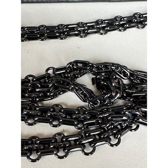 Chanel So Black Reissue 2.55 Wallet on Chain Chevron Sheepskin 45903 - Picture 13 of 14